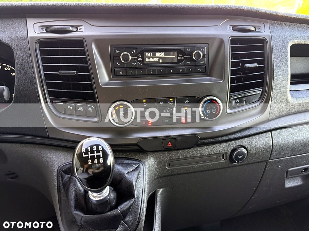 Ford Transit - 25