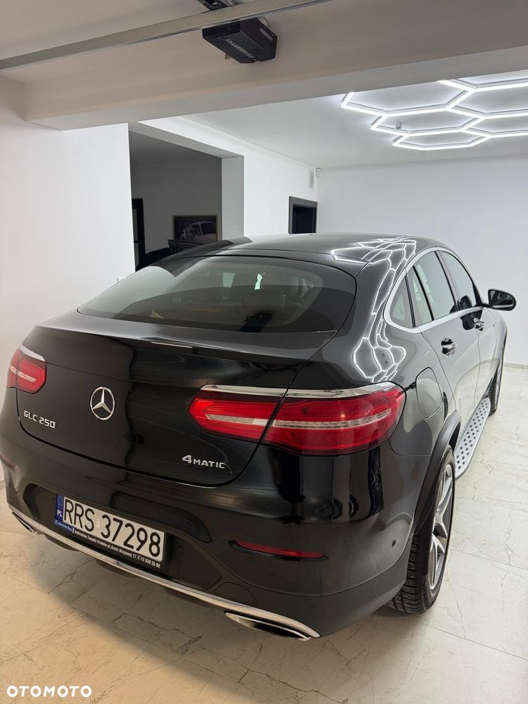 Mercedes-Benz GLC - 7