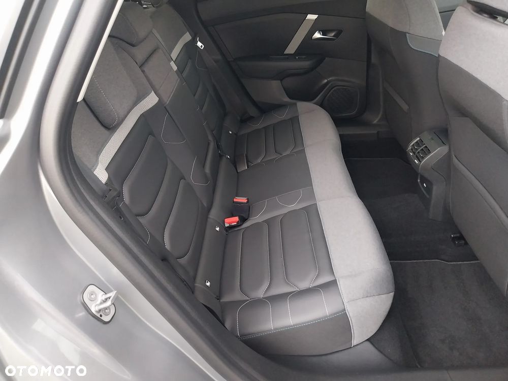 Citroën C4 - 13