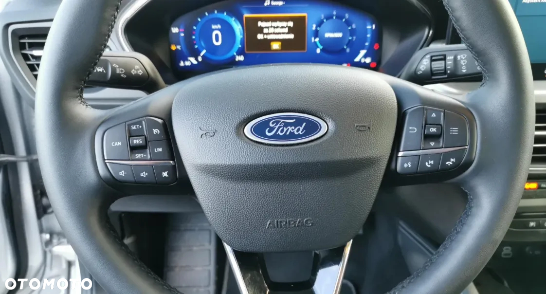 Ford Focus 1.0 EcoBoost Titanium X - 11
