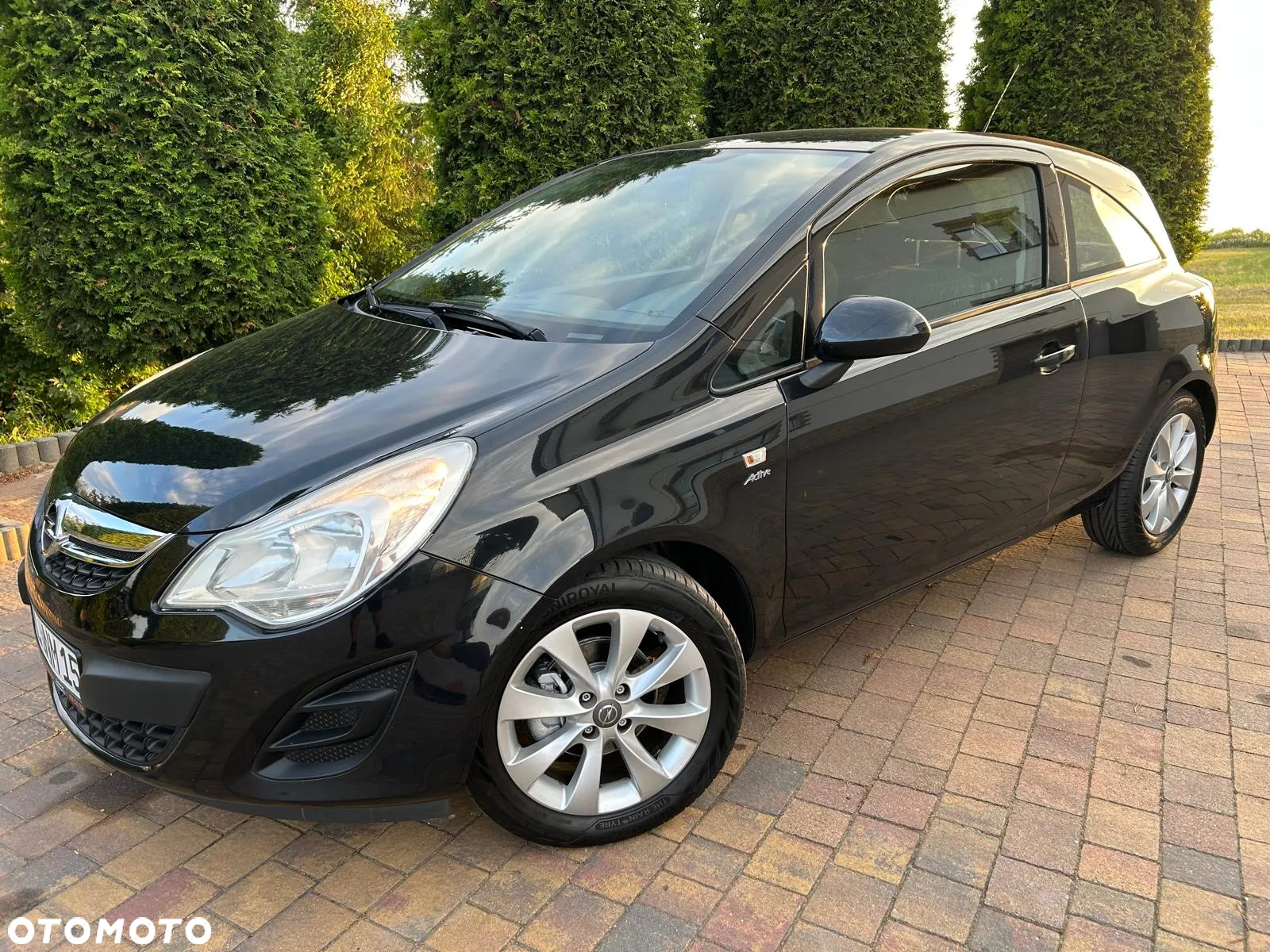 Opel Corsa 1.4 16V Active - 4