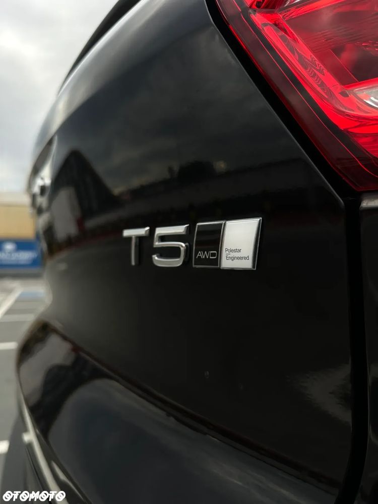 Volvo XC 40 T5 AWD Geartronic R-Design - 17