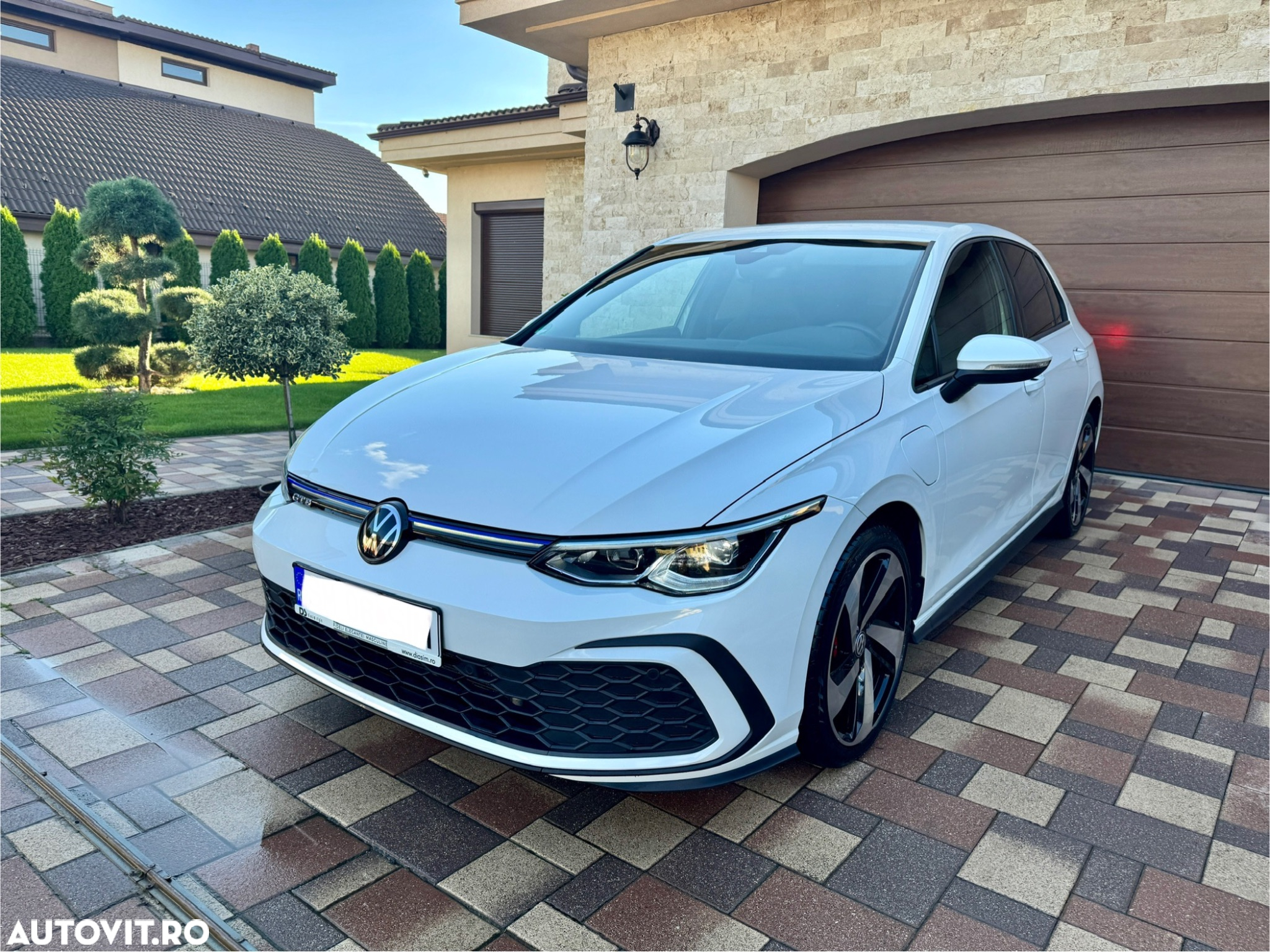 Volkswagen Golf 1.4 eHybrid OPF DSG GTE - 2