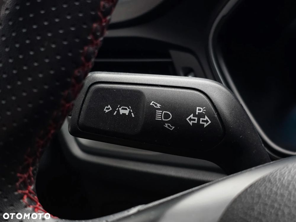 Ford Focus 1.0 EcoBoost mHEV ST-Line Style - 26