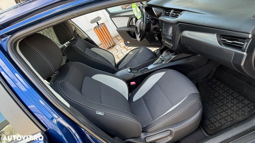 Toyota Avensis 1.8 Multidrive S Elegance - 9