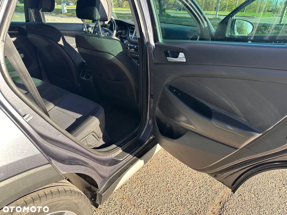 Hyundai Tucson 1.6 T-GDi Premium 4WD DCT - 16