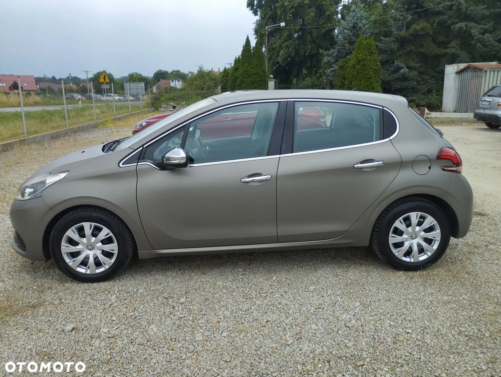Peugeot 208 PureTech 82 Active - 10