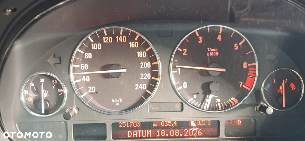 BMW Seria 5 - 15