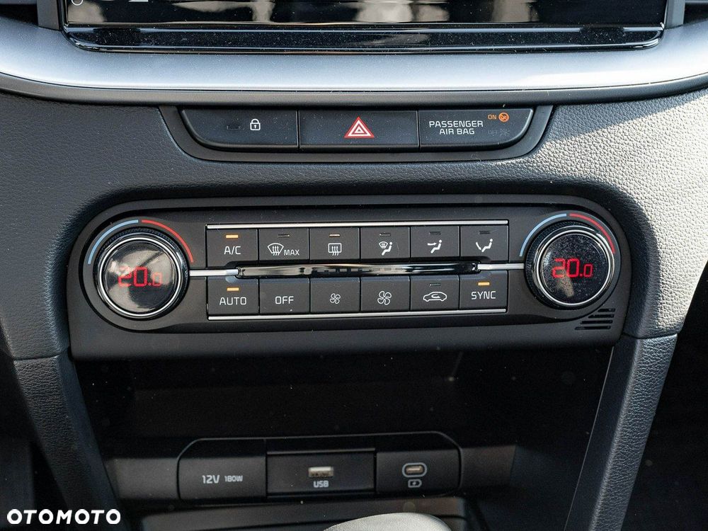 Kia Ceed 1.5 T-GDI M DCT - 19