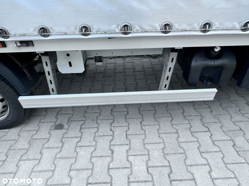 Renault Master - 15