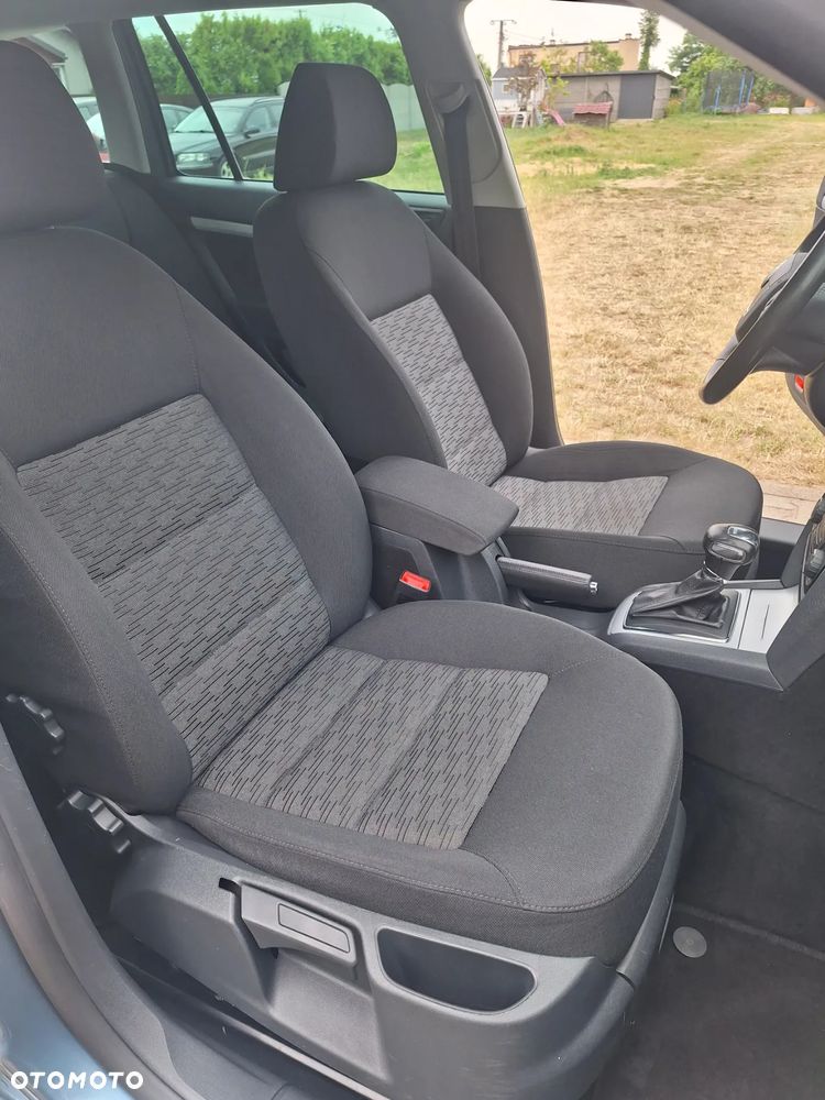 Skoda Octavia 1.6 TDI Ambition DSG - 11