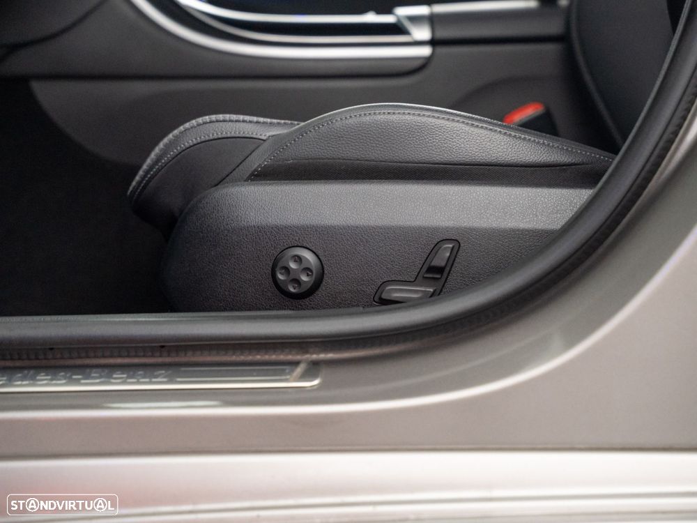 Mercedes-Benz C 300 e Avantgarde - 21