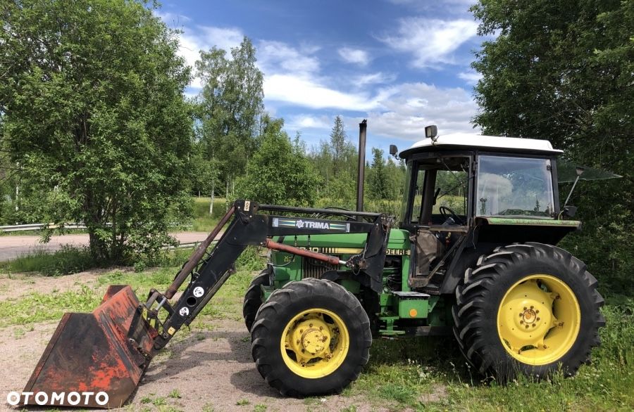 John Deere 2040 - 8