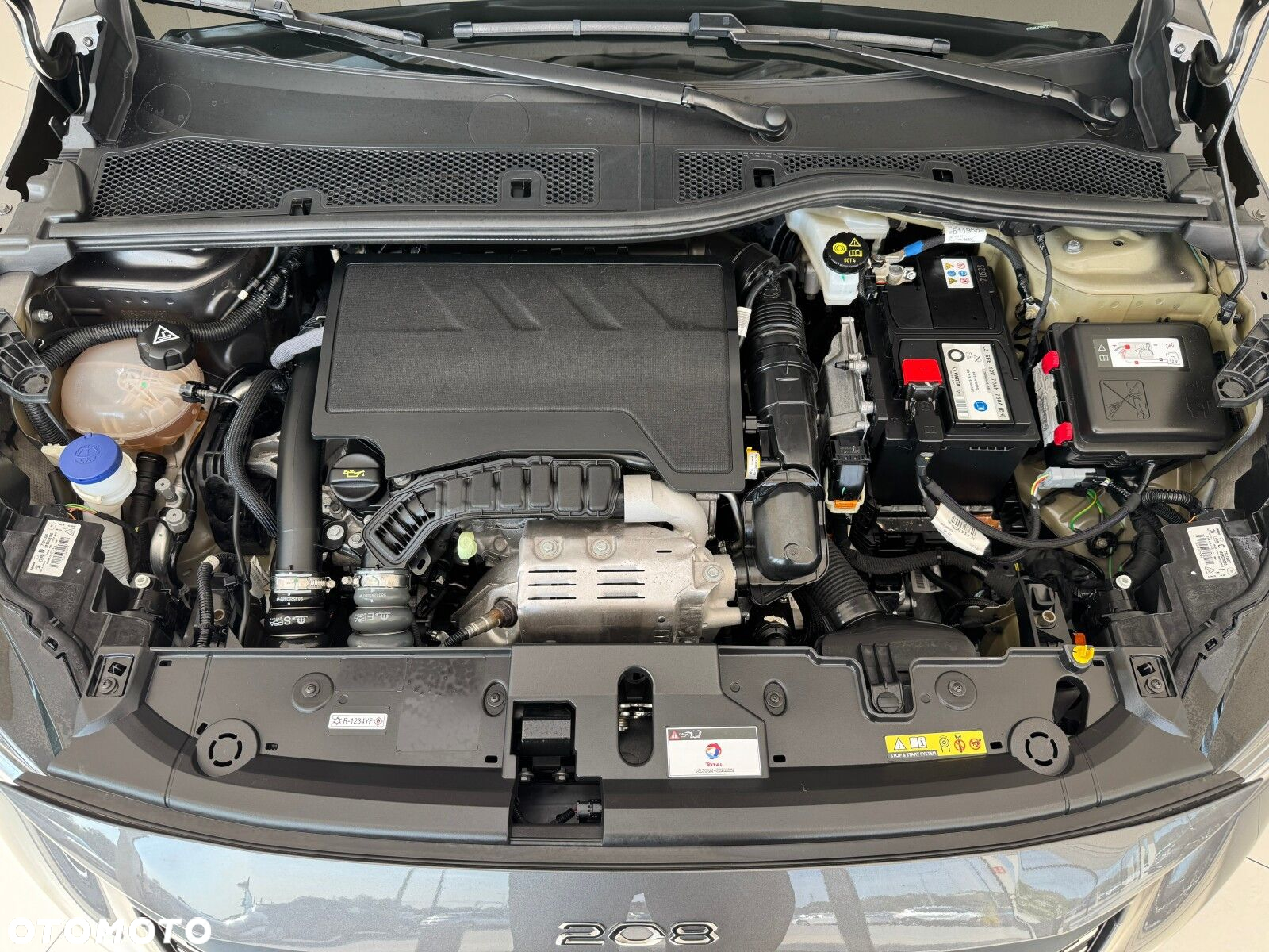 Peugeot 208 1.2 PureTech Allure S&S EAT8 - 19
