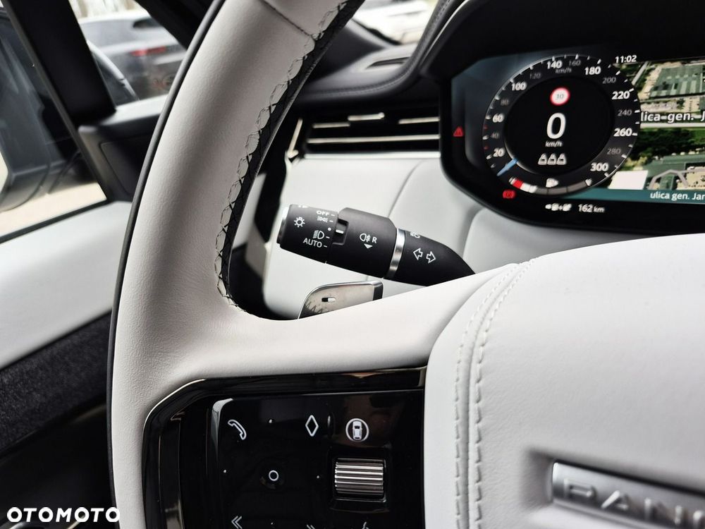 Land Rover Range Rover Sport - 32