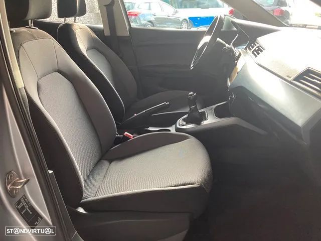 SEAT Arona 1.0 TSI Style - 32