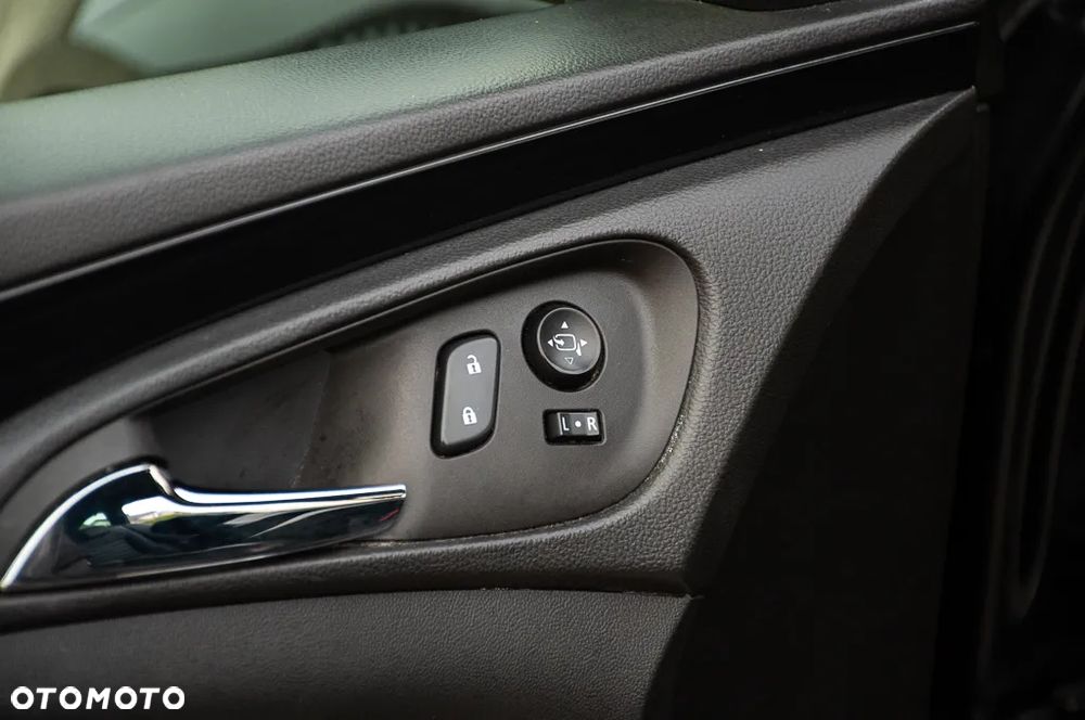 Opel Insignia 2.0 CDTI Executive S&S - 16