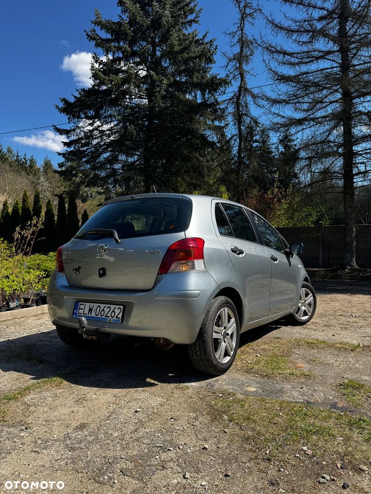 Toyota Yaris - 3