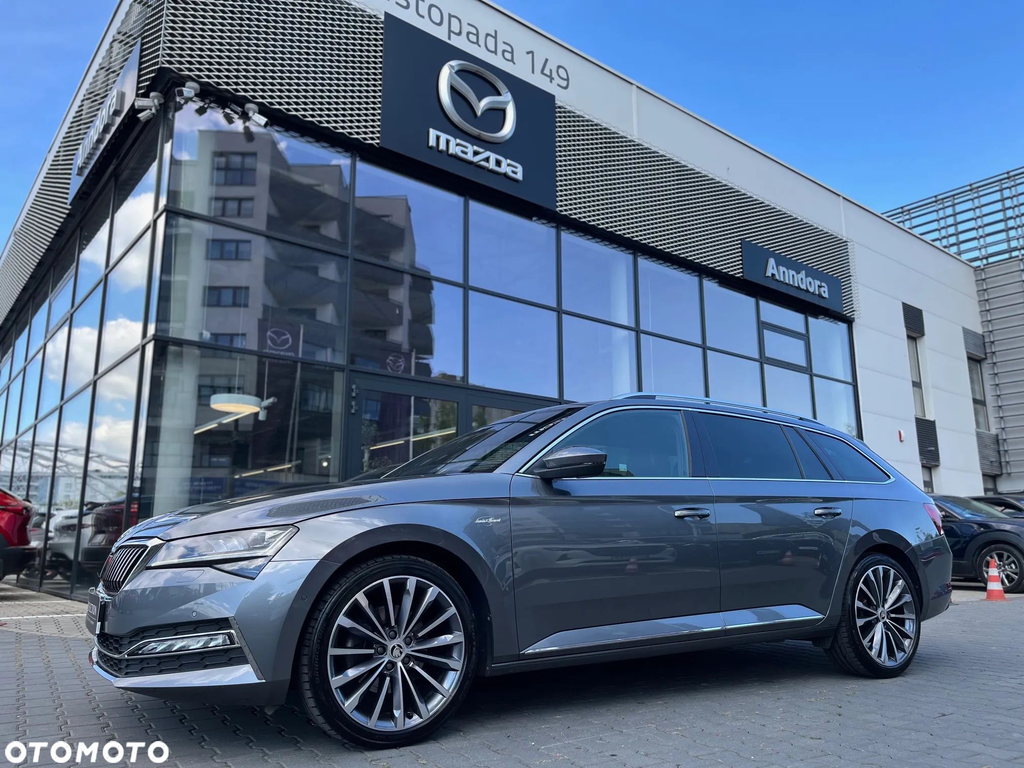Skoda Superb 2.0 TDI SCR 4x4 L&K DSG - 1