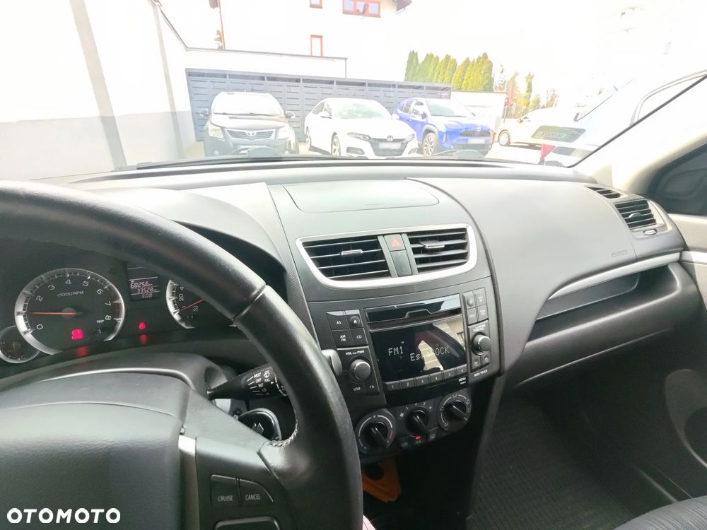 Suzuki Swift 1.2 Comfort Plus - 6