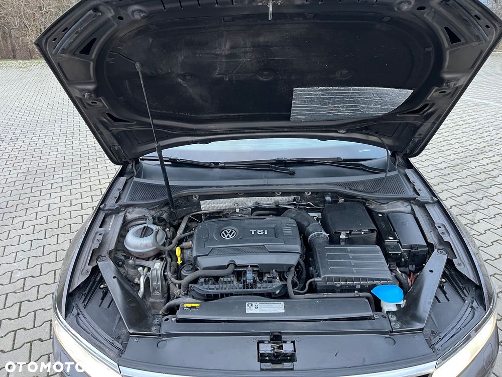 Volkswagen Passat Variant 1.8 TSI BMT Comfortline - 27