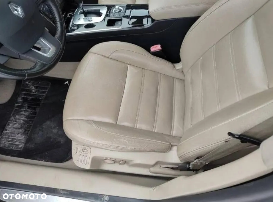 Renault Latitude - 2
