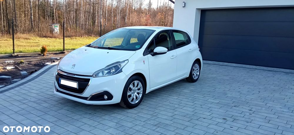 Peugeot 208 - 2