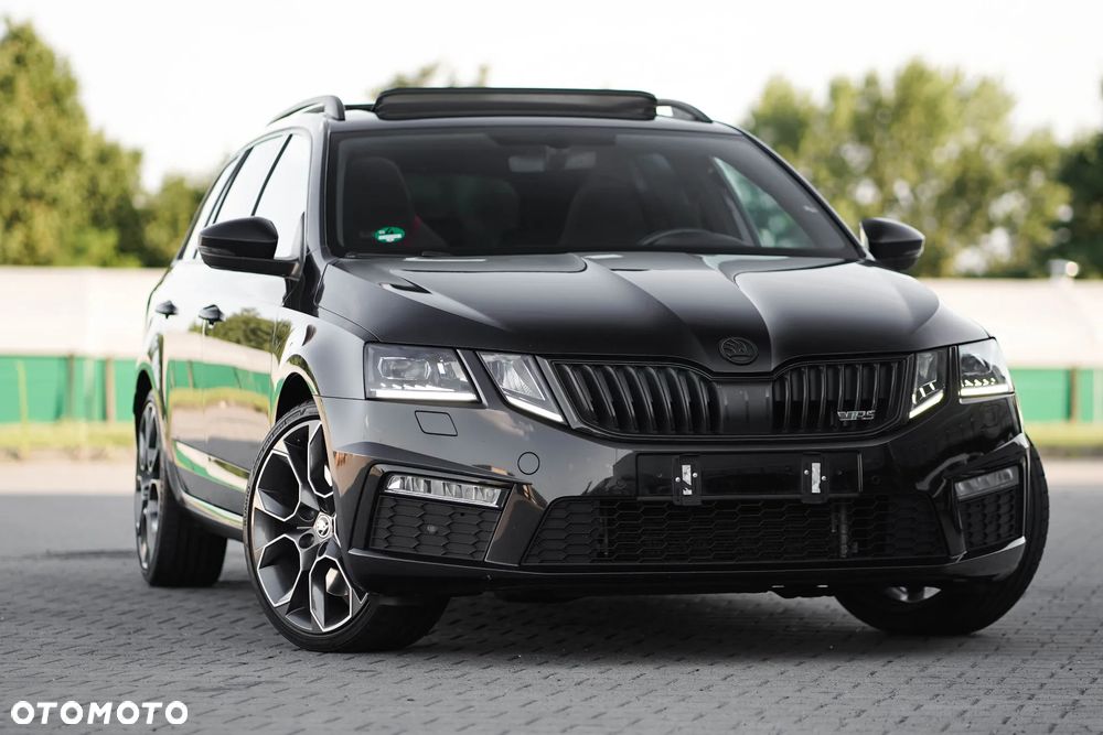 Skoda Octavia 2.0 TSI RS Challenge 245 DSG - 2