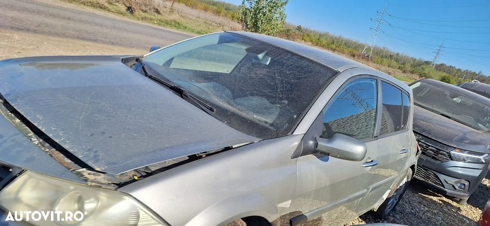 Dezmembrez Renault Megane 2 - 3