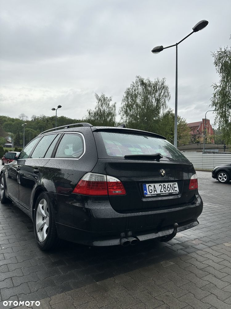 BMW Seria 5 525d Edition Lifestyle - 6
