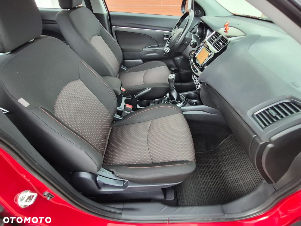 Mitsubishi ASX - 19