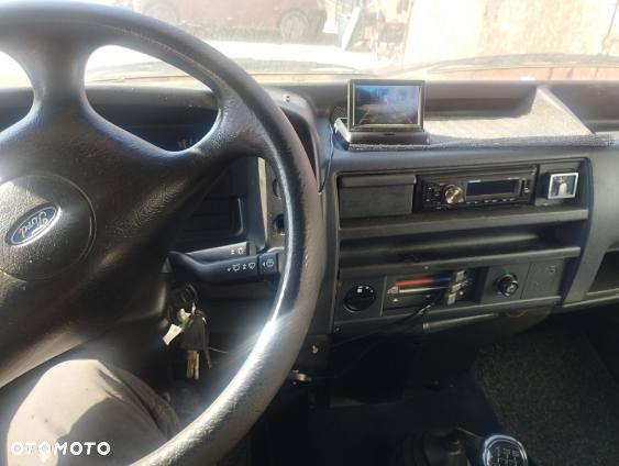Ford Transit - 4
