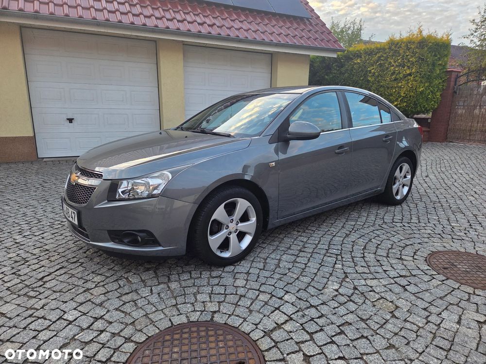 Chevrolet Cruze 1.8 LT - 3