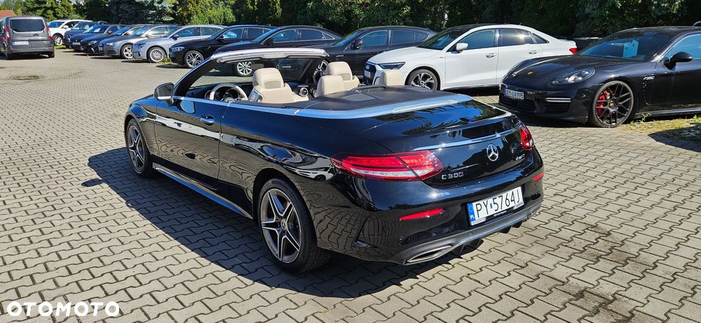 Mercedes-Benz Klasa C 300 Cabrio 9G-TRONIC AMG Line - 4