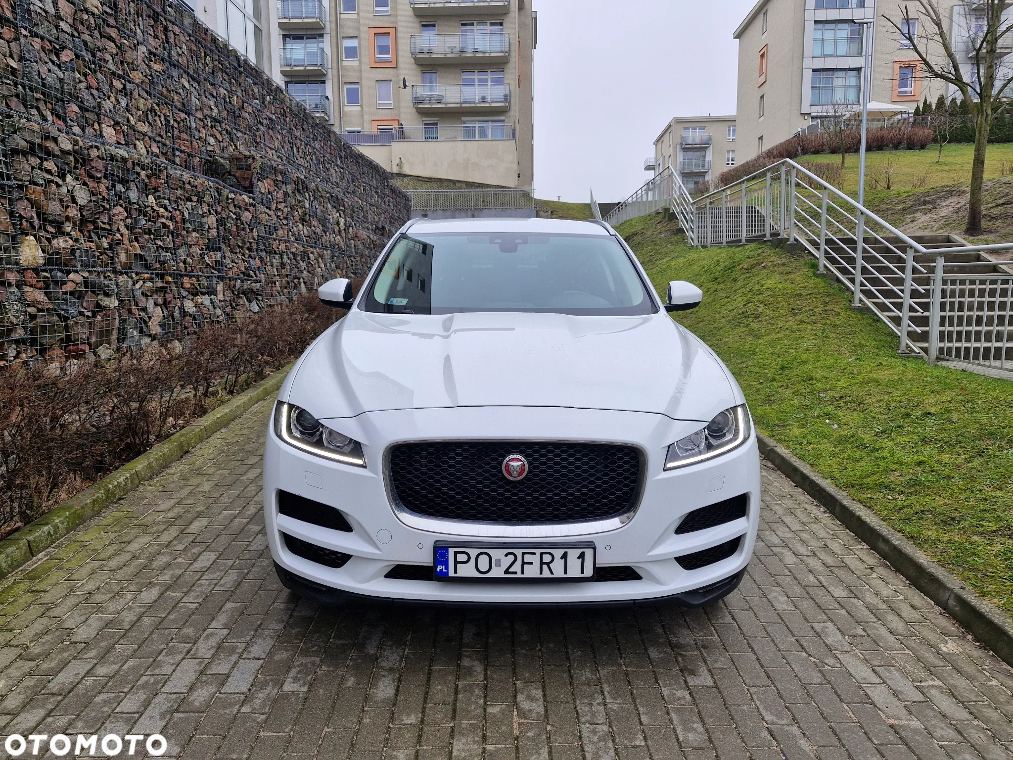 Jaguar F-Pace 2.0 i4D AWD Prestige - 3