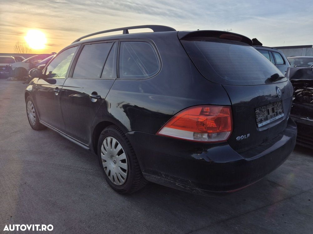 Dezmembram Volkswagen  Golf 5 Combi 4 Motion 1.9tdi BLS - 3