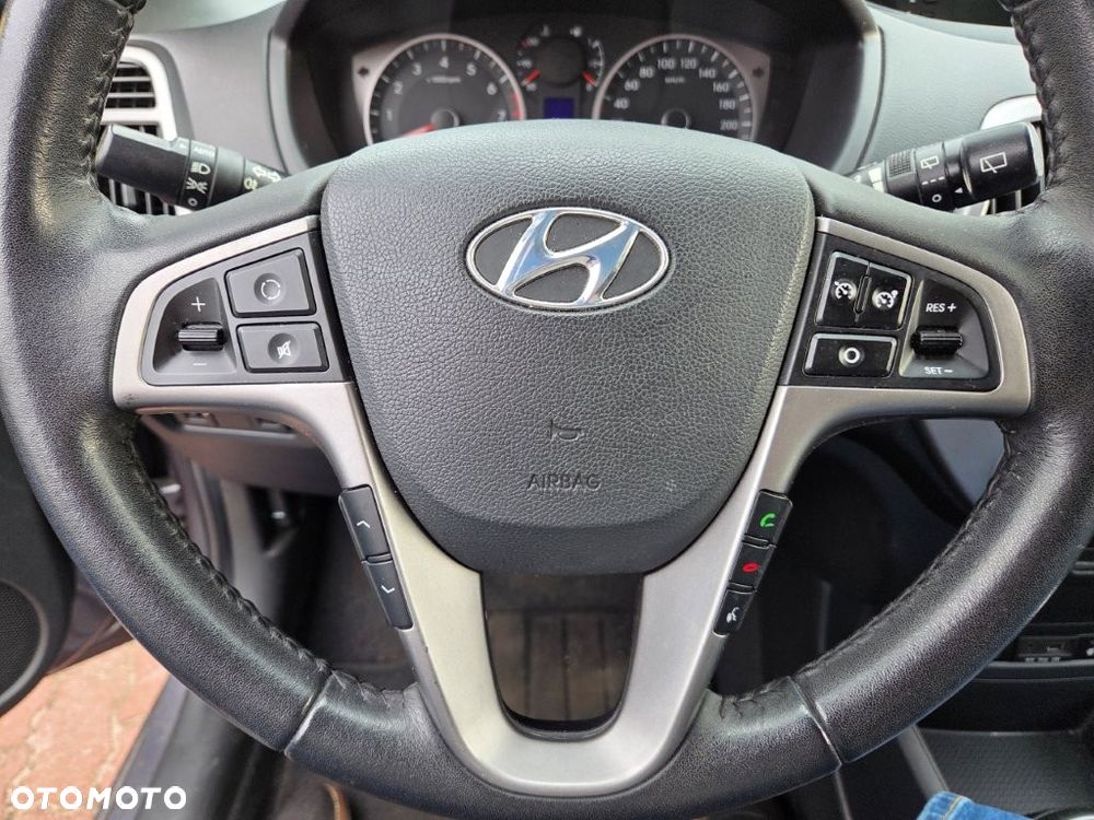 Hyundai i20 1.25 Comfort - 12