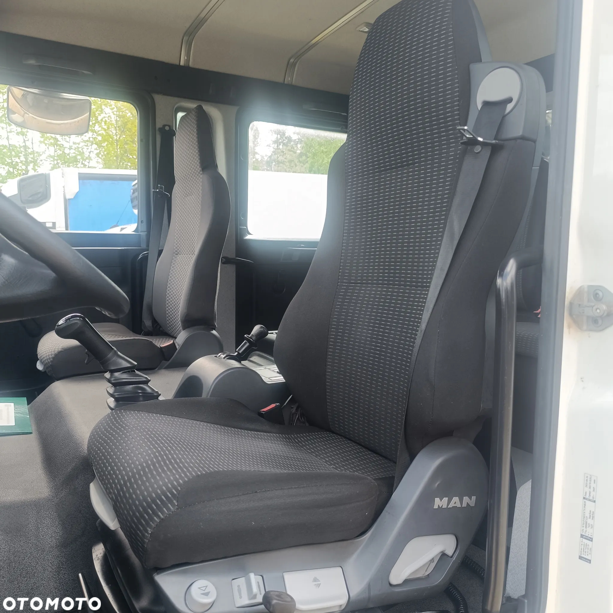 MAN TGM 15.240 Hds Hiab 071-1 wywrotka doka - 14