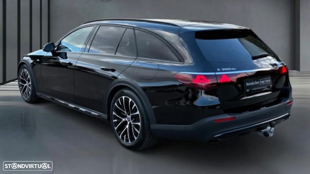 Mercedes-Benz E 300 de 4Matic All-Terrain - 2