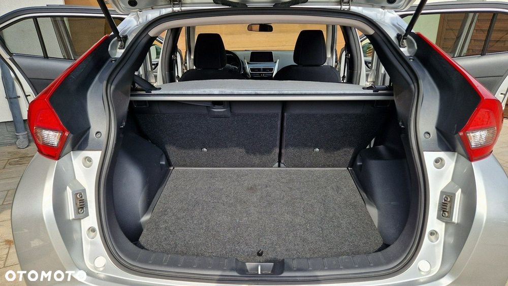 Mitsubishi Eclipse Cross - 11