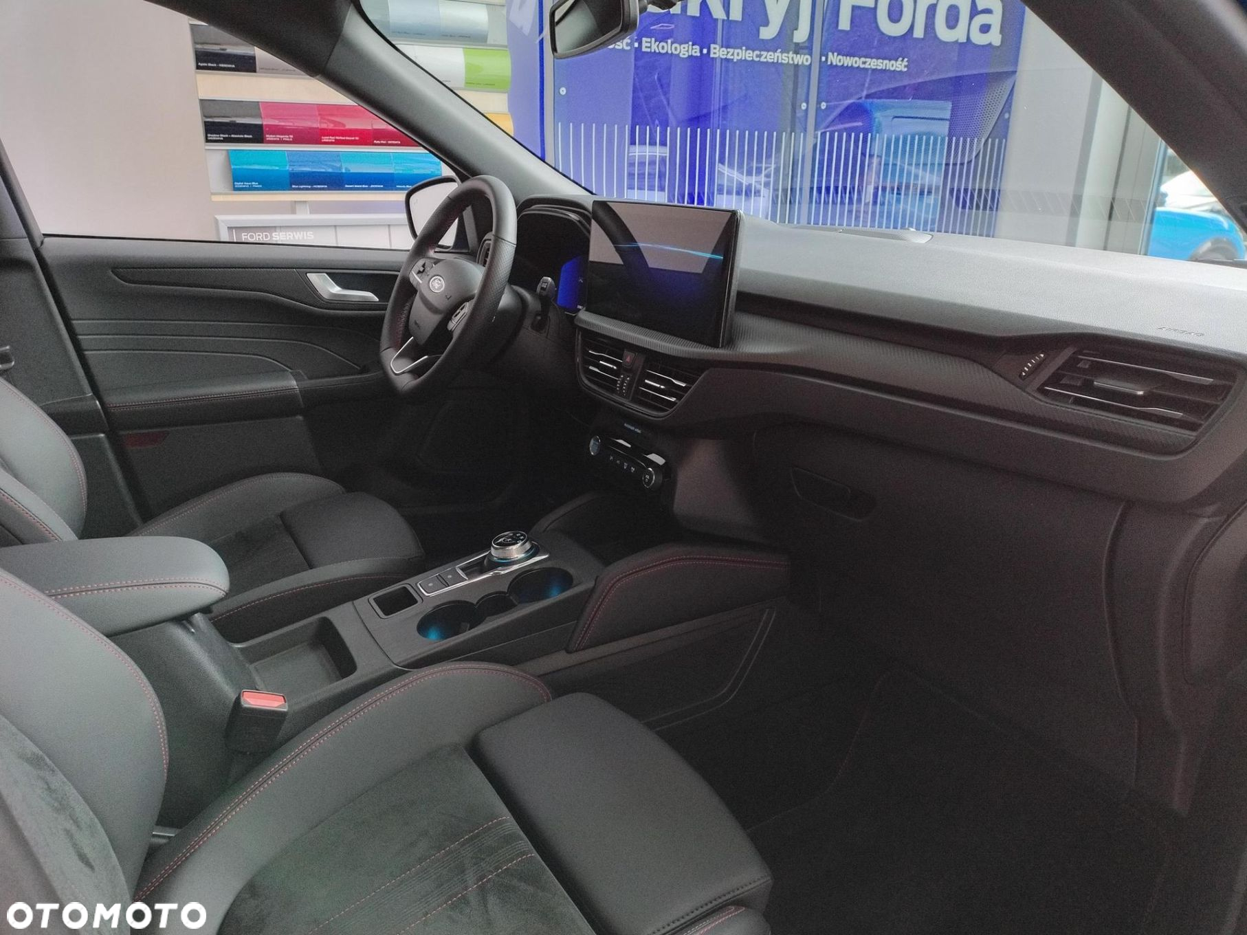 Ford Kuga 2.5P PHEV FWD ST-Line X eCVT - 31
