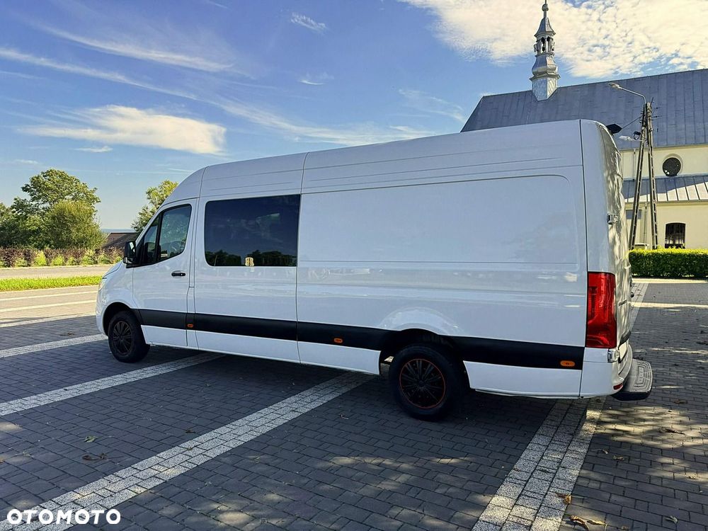 Mercedes-Benz Sprinter - 15