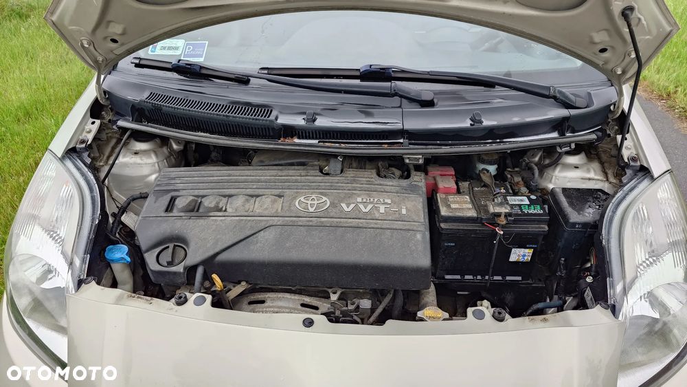 Toyota Yaris 1.33 Sol - 12