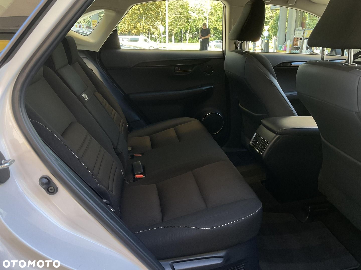 Lexus NX 300h Business Edition AWD - 14