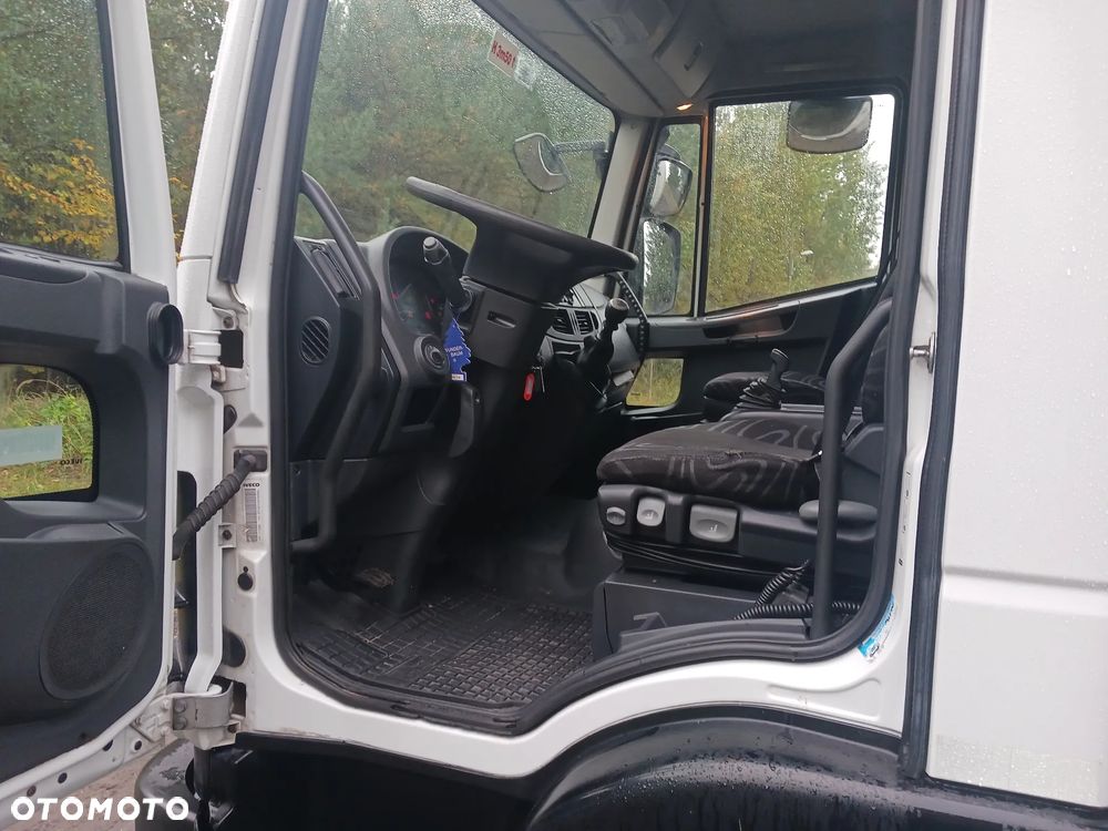 Iveco EUROCARGO 120E19 E6 2015r KLIMA SALON Izoterma Chłodnia Mroźnia agregat 230V Winda - 4