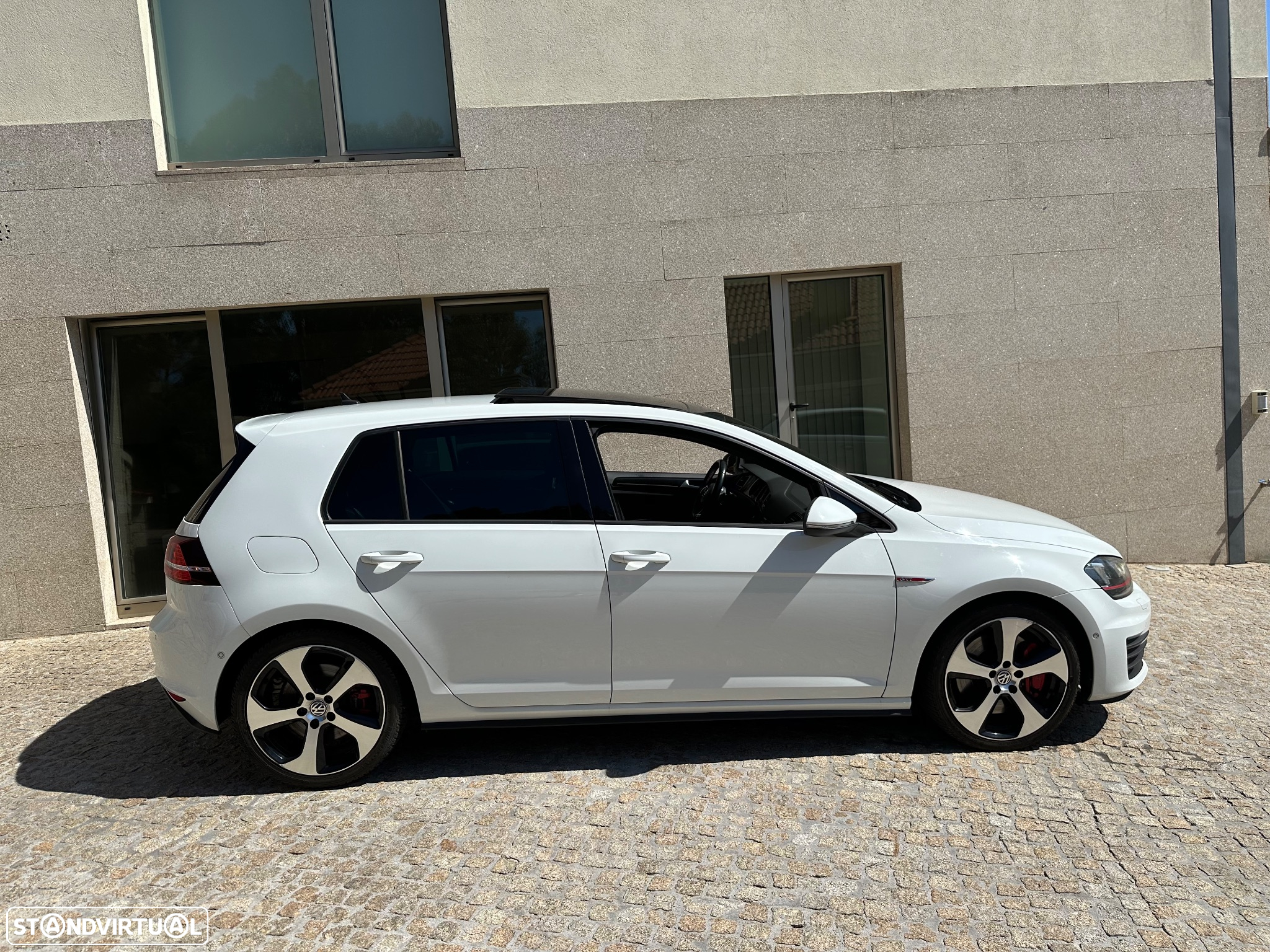 VW Golf 2.0 TSi GTi DSG Performance - 4