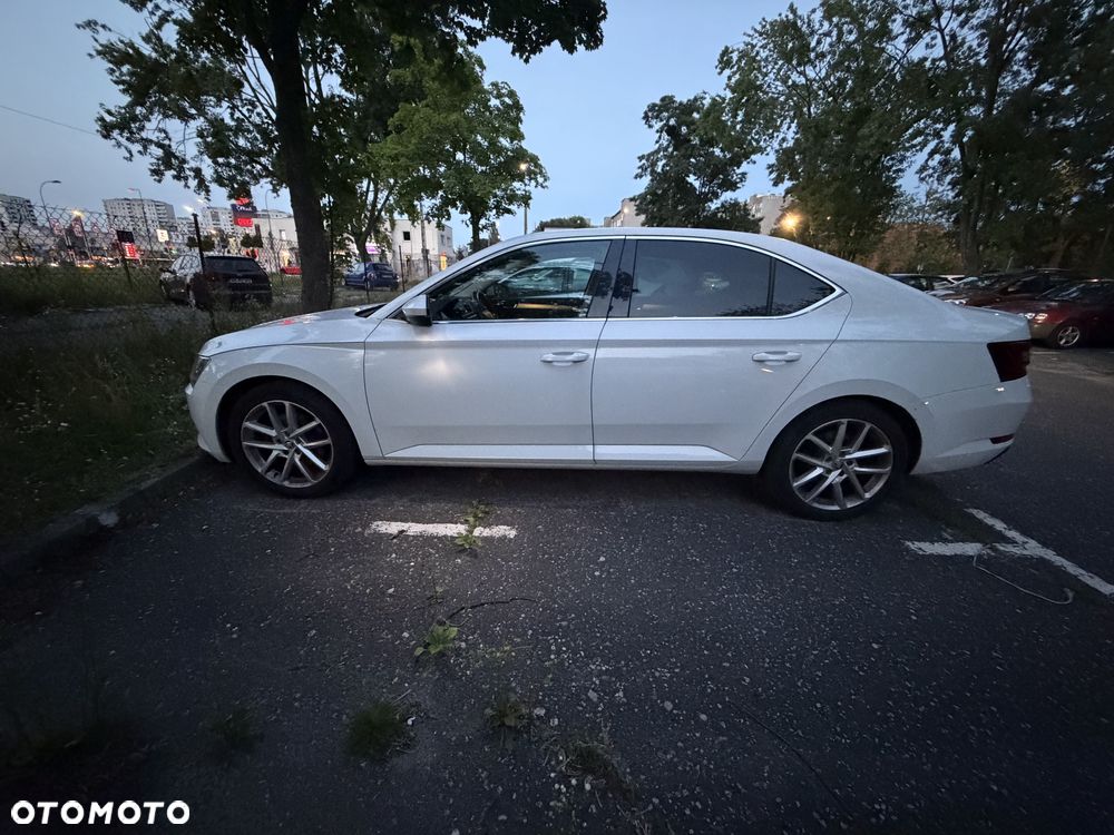 Skoda Superb 1.4 TSI ACT Ambition - 3