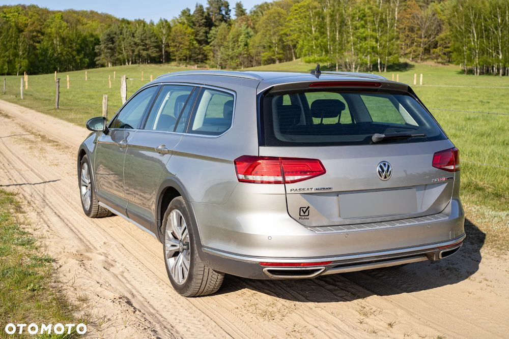 Volkswagen Passat 2.0 TDI Bi-Turbo BMT 4Mot Highline DSG - 6