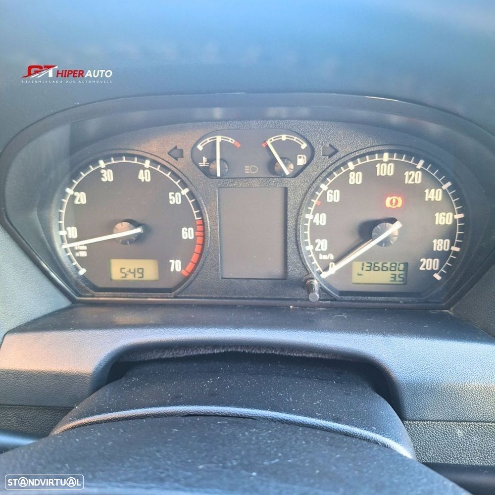 Skoda Fabia Break 1.4 Ambiente - 10