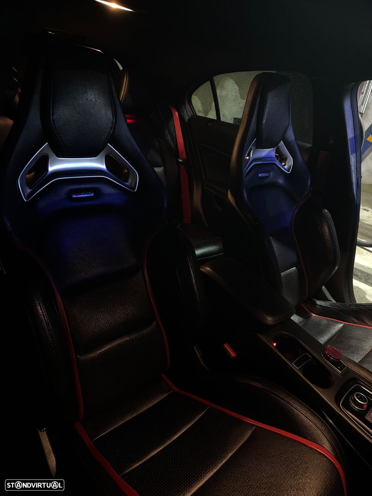 Mercedes-Benz A 45 AMG 4Matic Speedshift 7G-DCT - 8